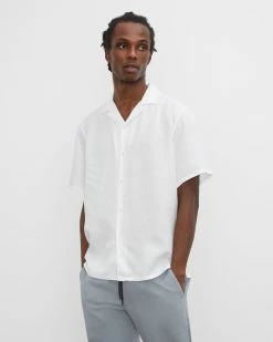 Best Sale 🔥 Club Monaco Men Short Sleeve Camp Collar 👚 Shirt White 🎁