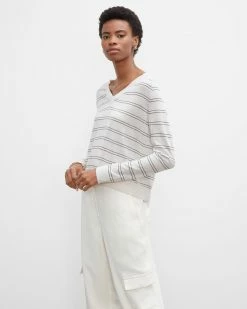 Outlet 👍 Club Monaco 👩 Women Zaydie Striped Wool Sweater Black/White Stripe 💯