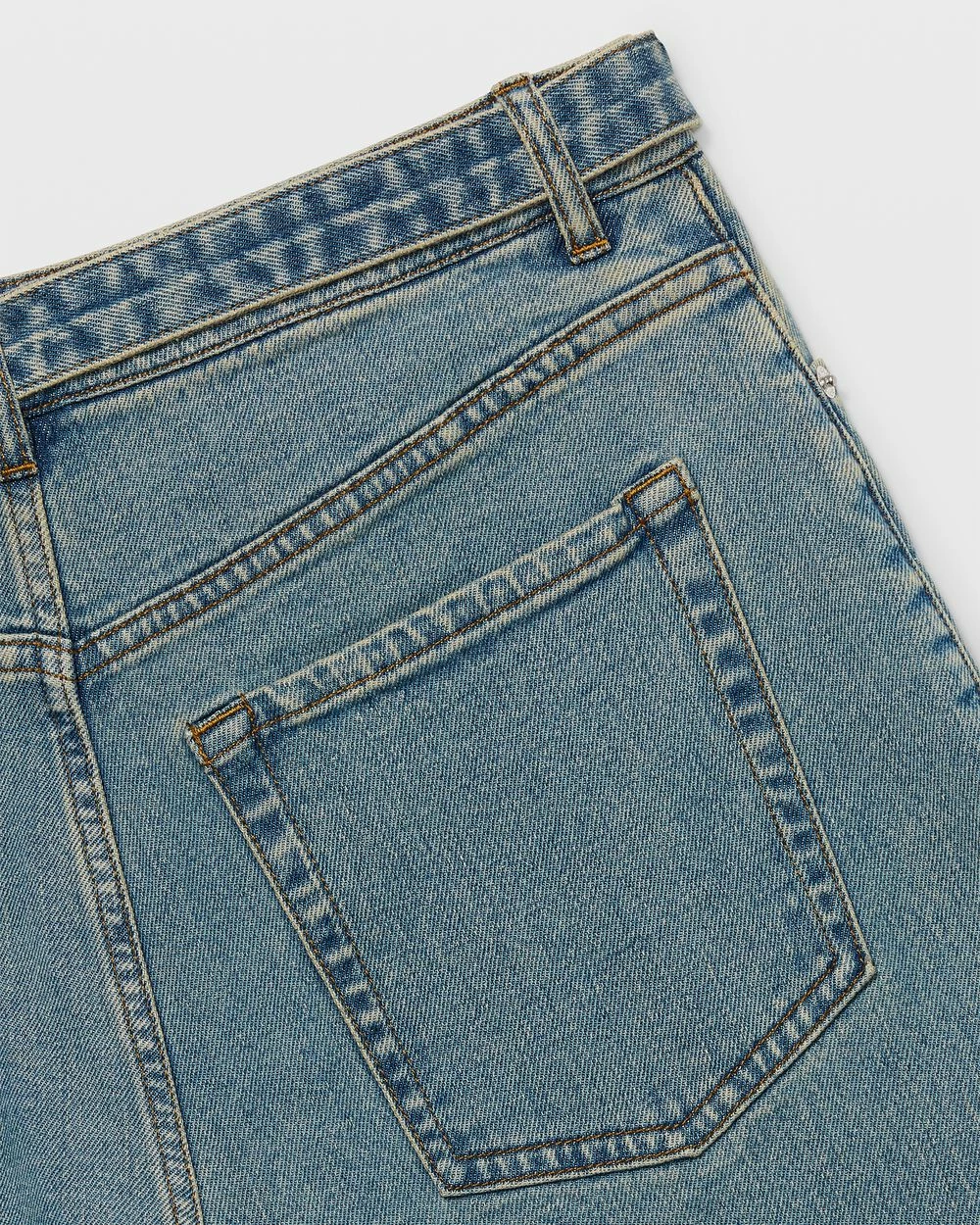 Brand new ๐ Club Monaco ๐ฉ Women The Easy Crop ๐ Jeans Indigo โค๏ธ - Image 4
