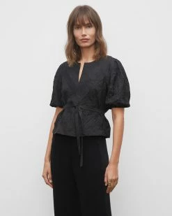 Best reviews of ✔️ Club Monaco 👩 Women Plaid Seamed Puff Sleeve Top Black 🥰