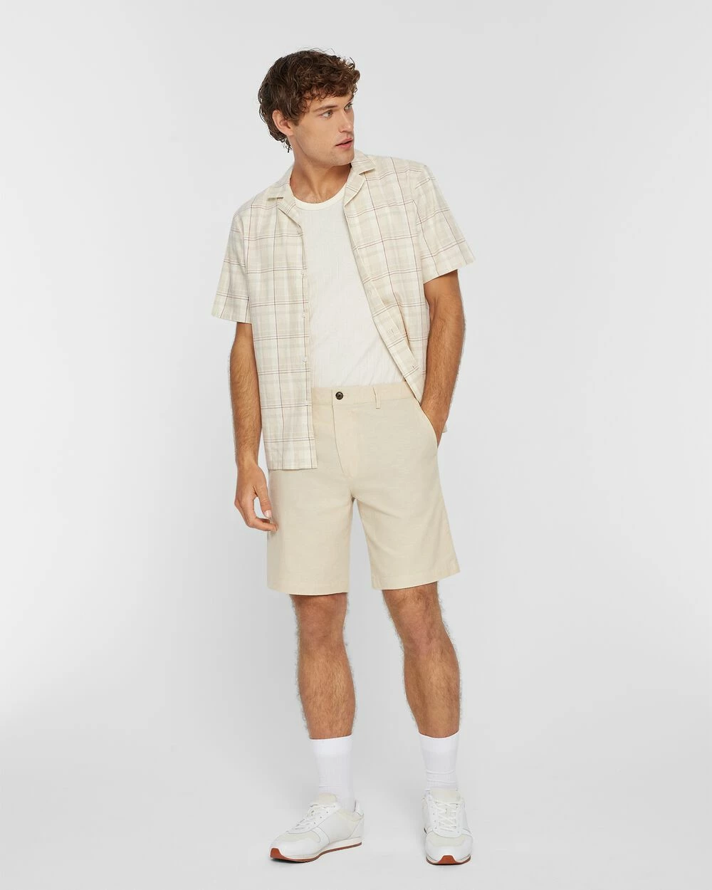 Best deal π€© Club Monaco Men Maddox Chambray 9" Shorts Khaki π