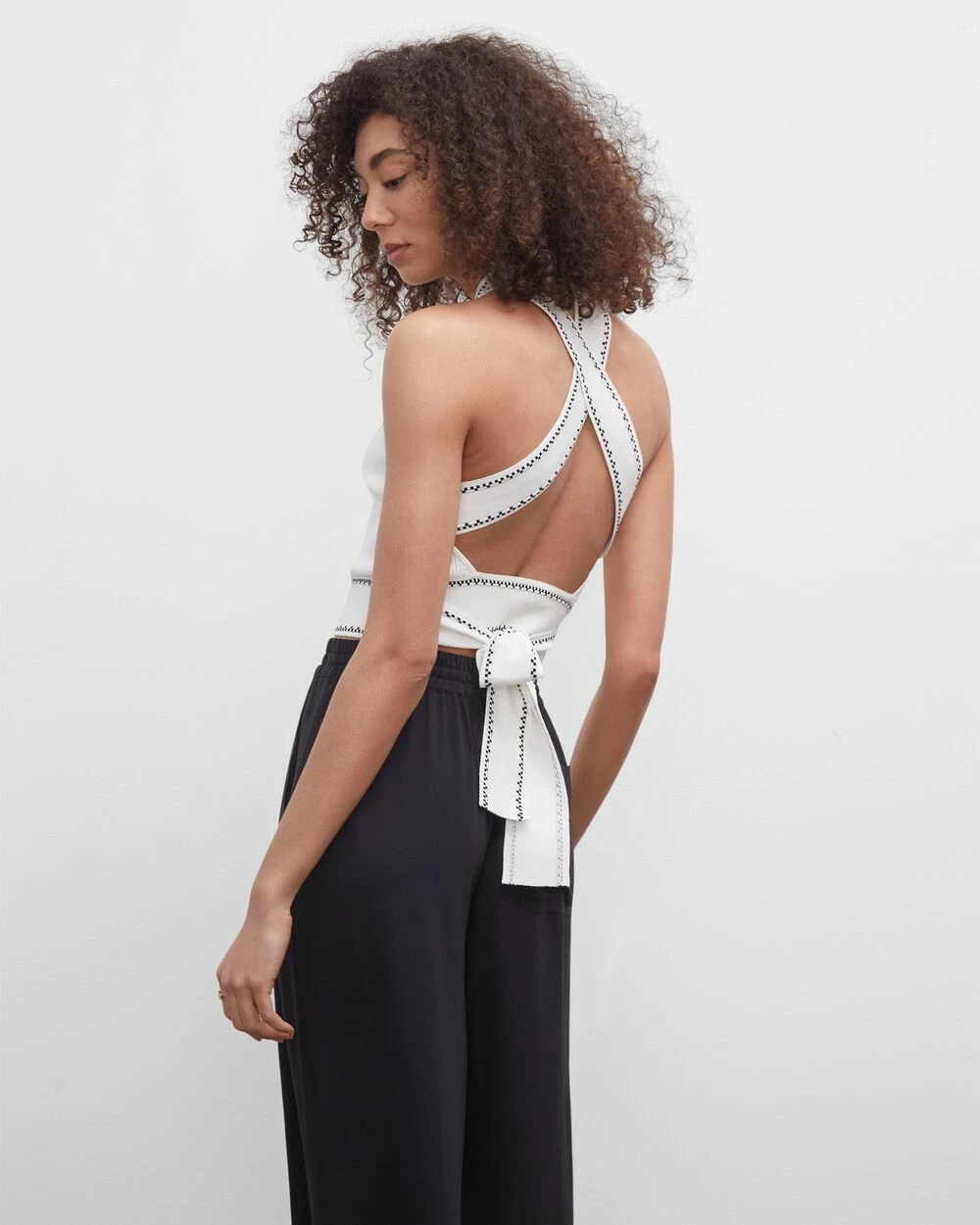 Best deal ๐ Club Monaco ๐ฉ Women Raeni Knit Tank White W/ Black ๐ - Image 2