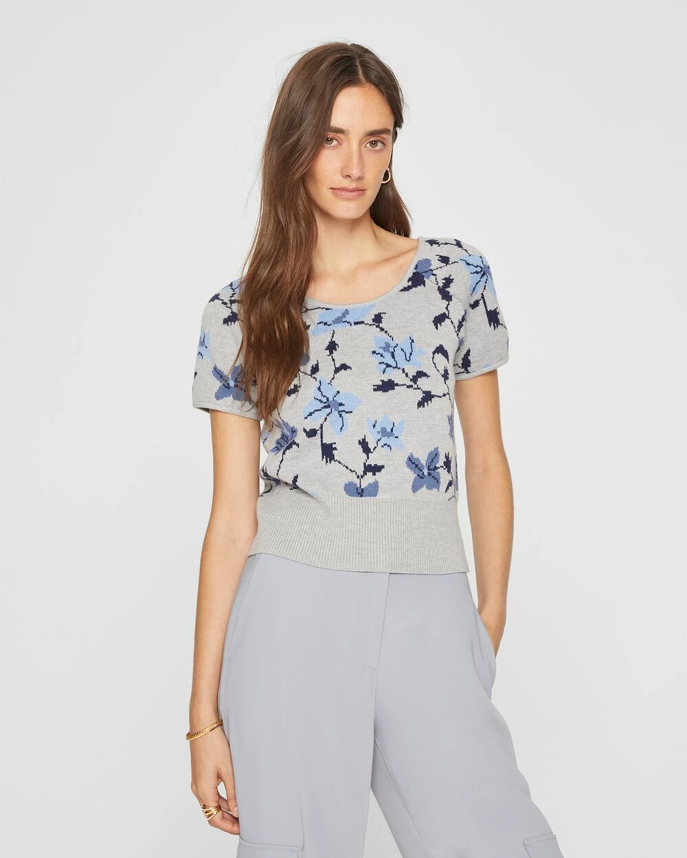Brand new ๐ Club Monaco ๐ฉ Women Floral Jacquard Tee Grey Multi ๐