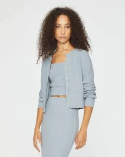 Hot Sale ๐ฅฐ Club Monaco ๐ฉ Women Bouclรฉ Cardigan Quarry ๐