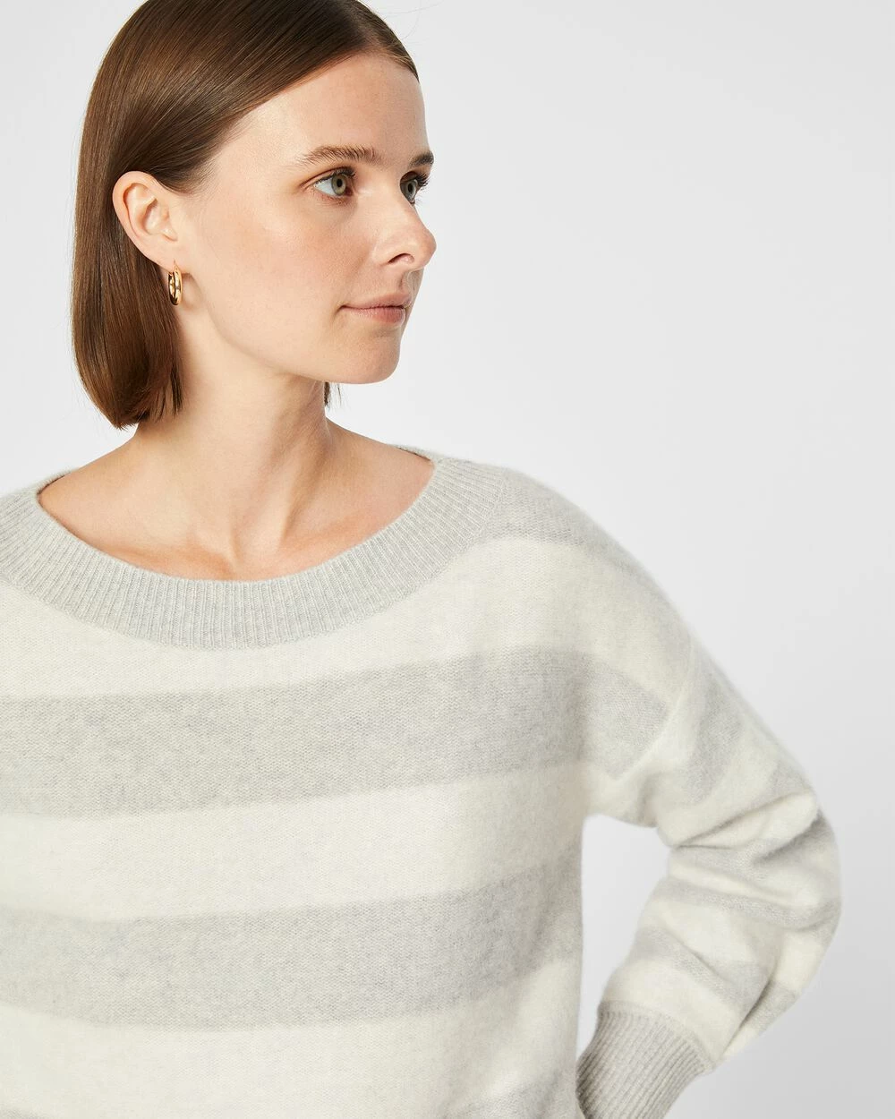 Best deal 🌟 Club Monaco 👩 Women Striped Boiled Cashmere Boatneck Sweater Light Heather Grey &white ⌛ - Image 3