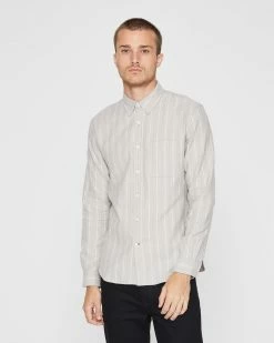 Brand new 🌟 Club Monaco Men Long Sleeve Stripe Flannel 👕 Shirt Grey Stripe 🥰