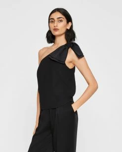 Coupon ⭐ Club Monaco 👩 Women Asymmetrical Bow Top Black 💯